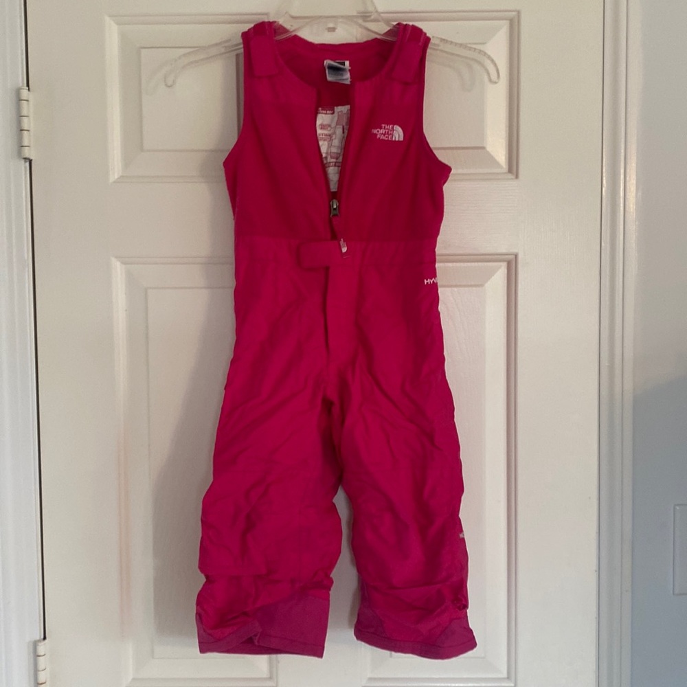 The North Face girls snowpants size 3T